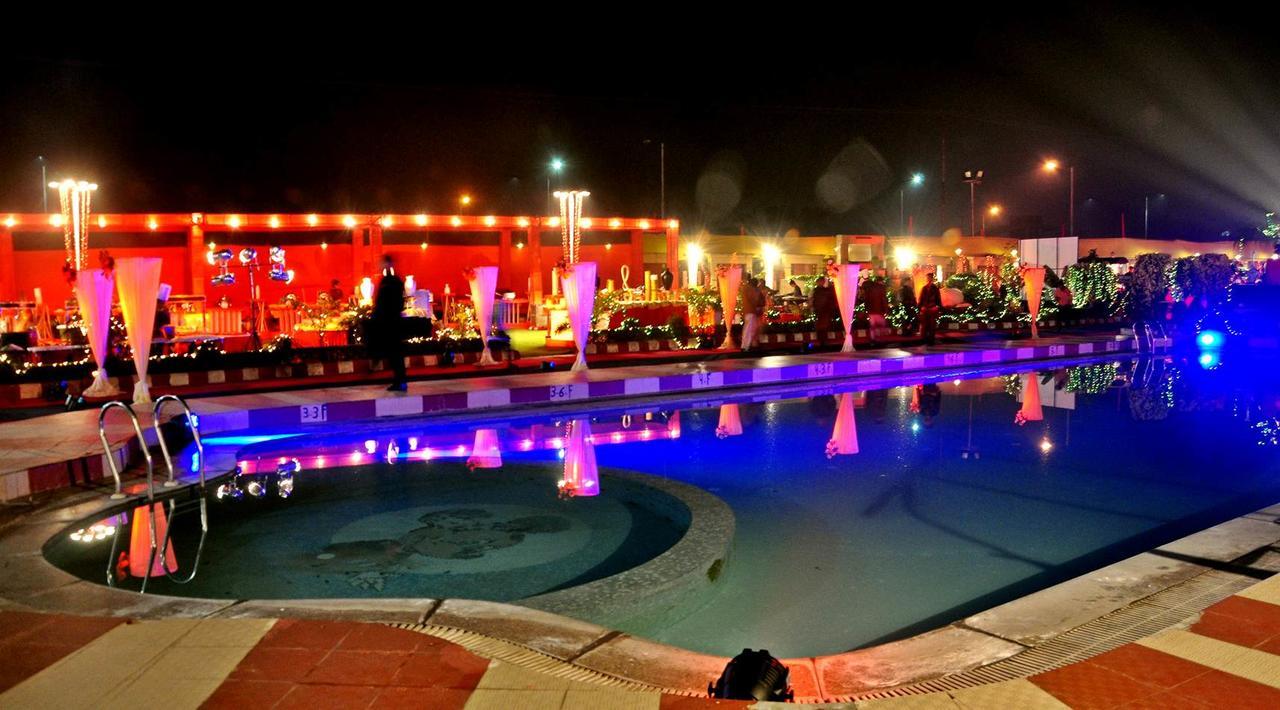 Gardenia Hotel Spa & Resort Haridwar Exterior photo