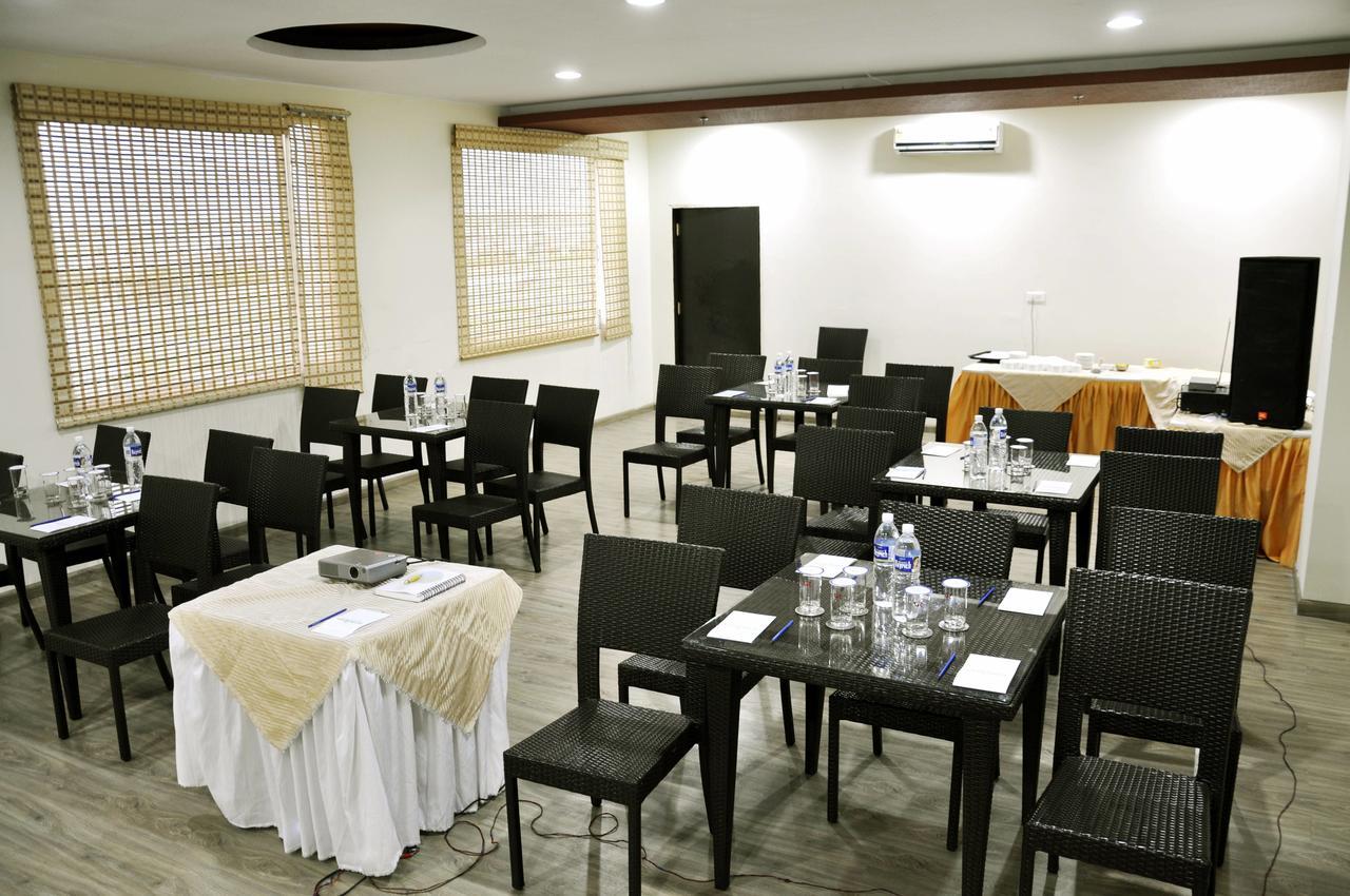 Gardenia Hotel Spa & Resort Haridwar Exterior photo