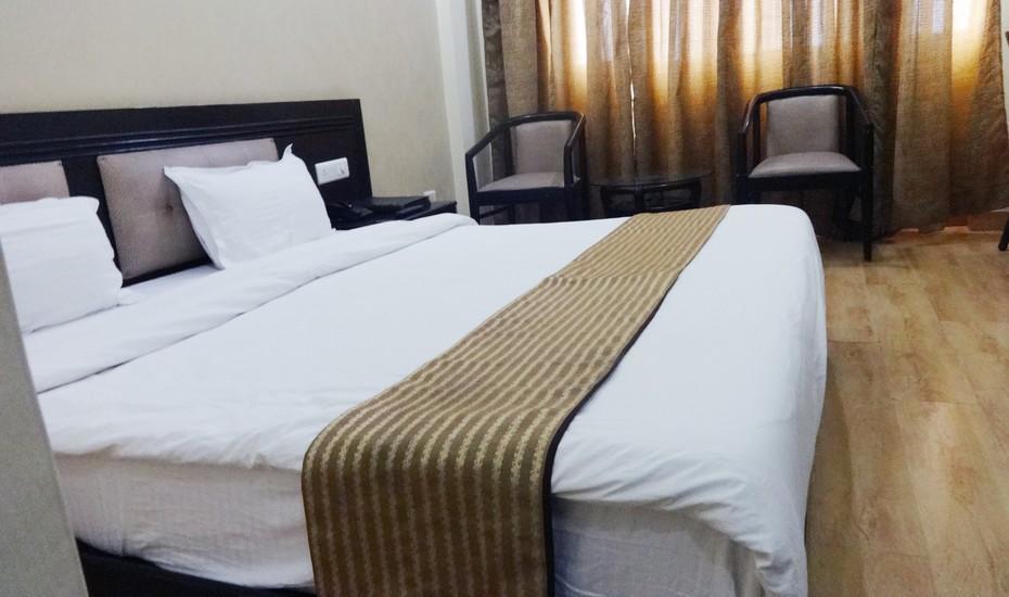 Gardenia Hotel Spa & Resort Haridwar Exterior photo
